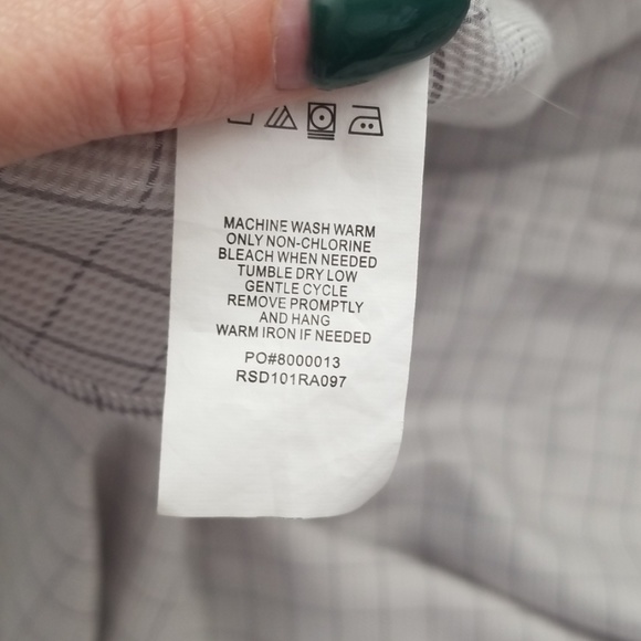 White & Gray Men's Check Button Up Non Iron - Picture 4 of 4